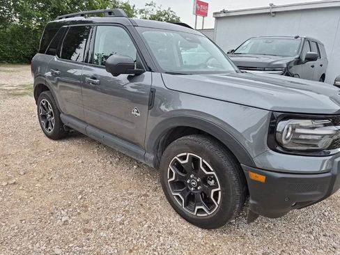 Used 2025 Ford Bronco Sport Outer Banks w/ Outer Banks Tech Package+ AWD/4WD image 4