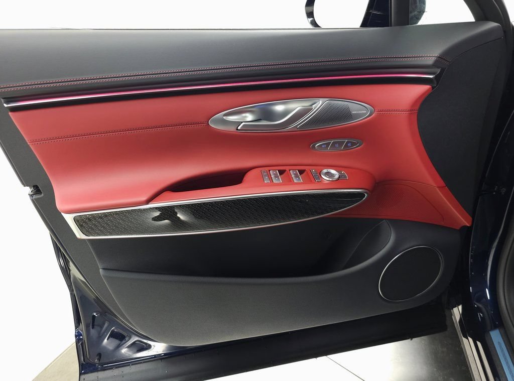 Used 2026 Genesis GV70 3.5T Sport Prestige AWD/4WD image 9