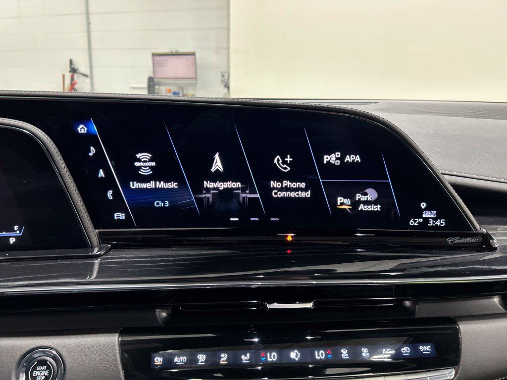 Used 2023 Cadillac Escalade ESV Sport w/ LPO, ONYX Package AWD/4WD image 20
