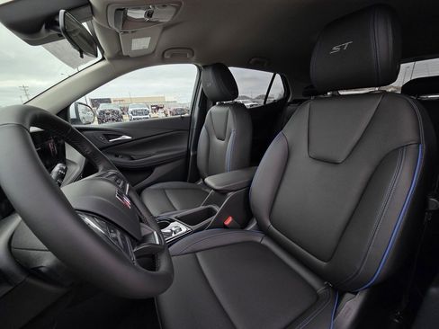 New 2026 Buick Encore GX Sport Touring w/ Advanced Technology Package image 24