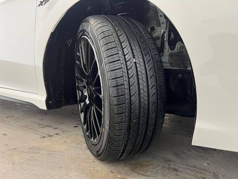 Used 2018 Toyota Camry XSE image 28