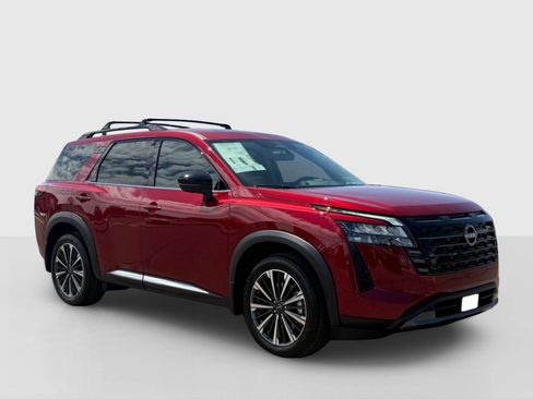 New 2026 Nissan Pathfinder Platinum AWD/4WD image 8
