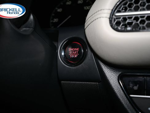 Used 2024 Honda HR-V EX-L image 29