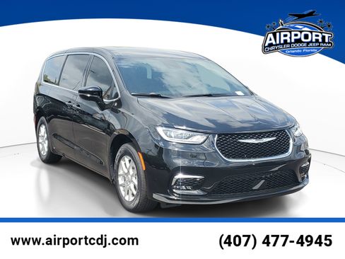 New 2026 Chrysler Pacifica Select image 1