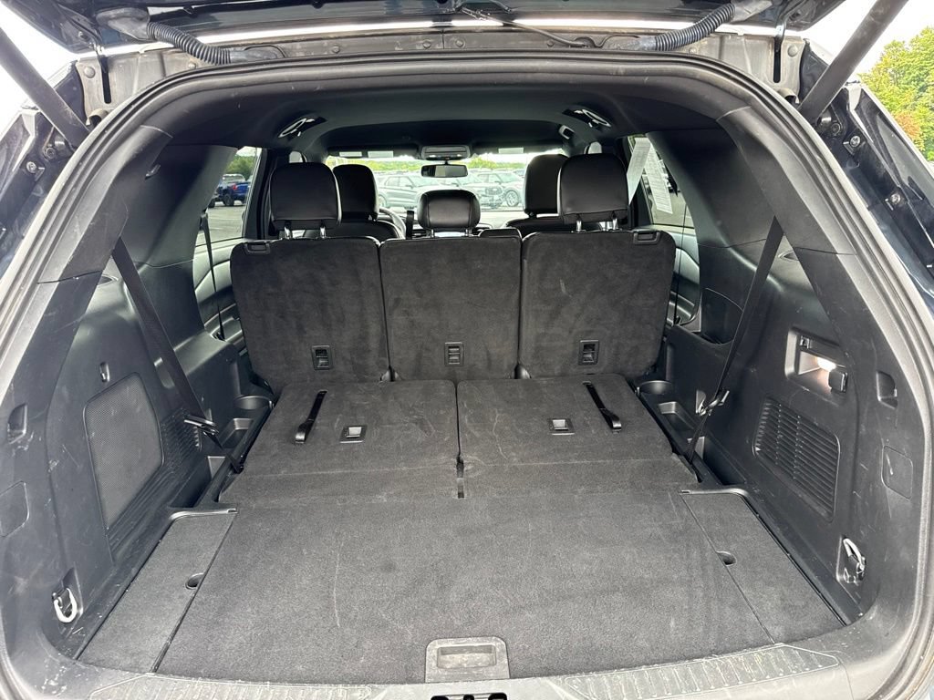 Used 2023 Ford Explorer ST-Line AWD/4WD image 19