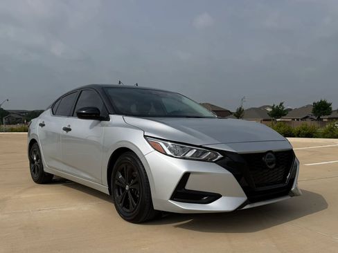 Used 2023 Nissan Sentra SV FWD image 3