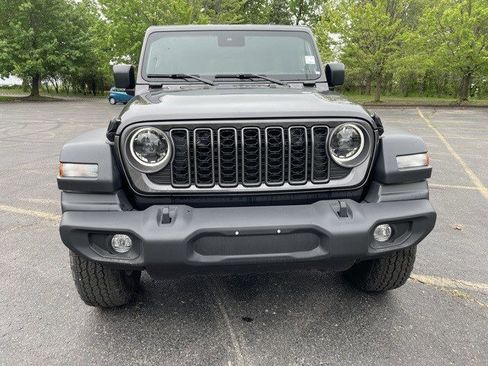 New 2025 Jeep Wrangler Sport S image 9