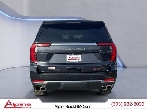 Used 2025 GMC Yukon XL Denali image 4