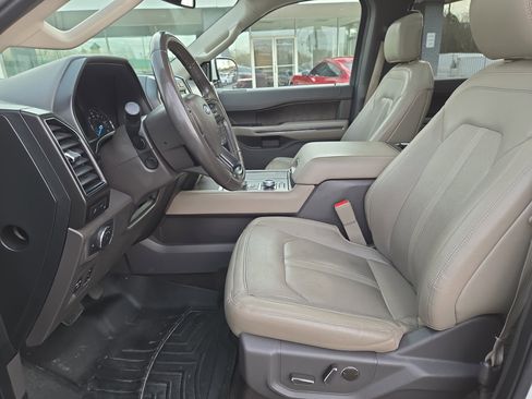 Used 2020 Ford Expedition Max Limited w/ Equipment Group 301A image 25