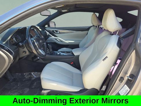 Used 2018 INFINITI Q60 3.0t Luxe w/ Sensory Package 3.0T Luxe image 9