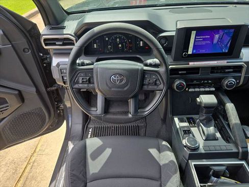 Certified 2026 Toyota Tacoma SR5 AWD/4WD image 16
