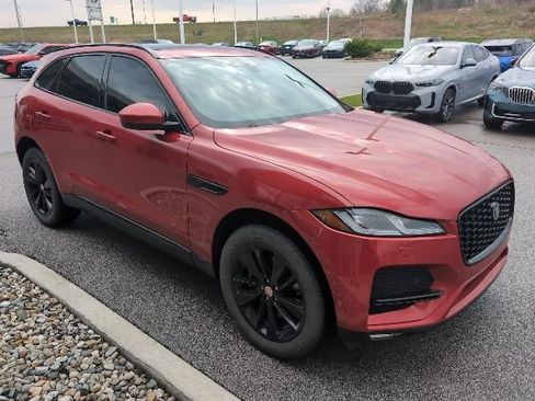 Used 2022 Jaguar F-PACE S image 1