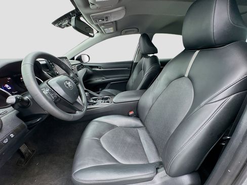 Used 2024 Toyota Camry XSE image 13