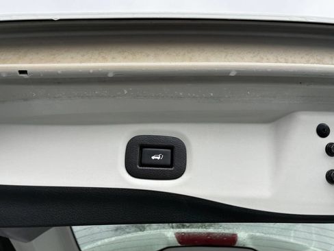 Used 2020 Nissan Rogue SL w/ Premium Package AWD/4WD image 38