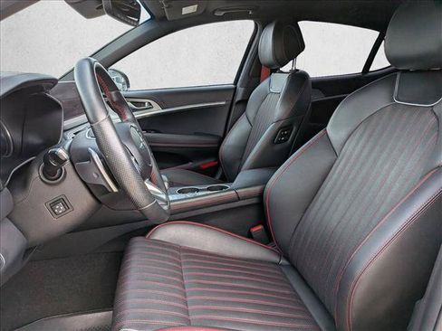 Used 2023 Genesis G70 2.0T w/ Sport Prestige Package RWD image 11