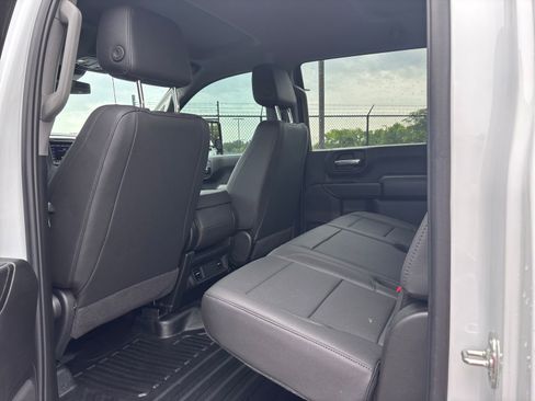Used 2025 Chevrolet Silverado 2500 W/T w/ WT Convenience Package RWD image 10