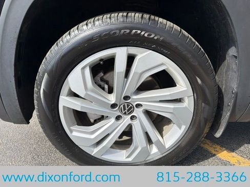 Used 2023 Volkswagen Atlas SE AWD/4WD image 31