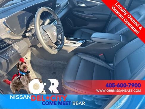 Used 2025 Buick Envista Sport Touring image 11