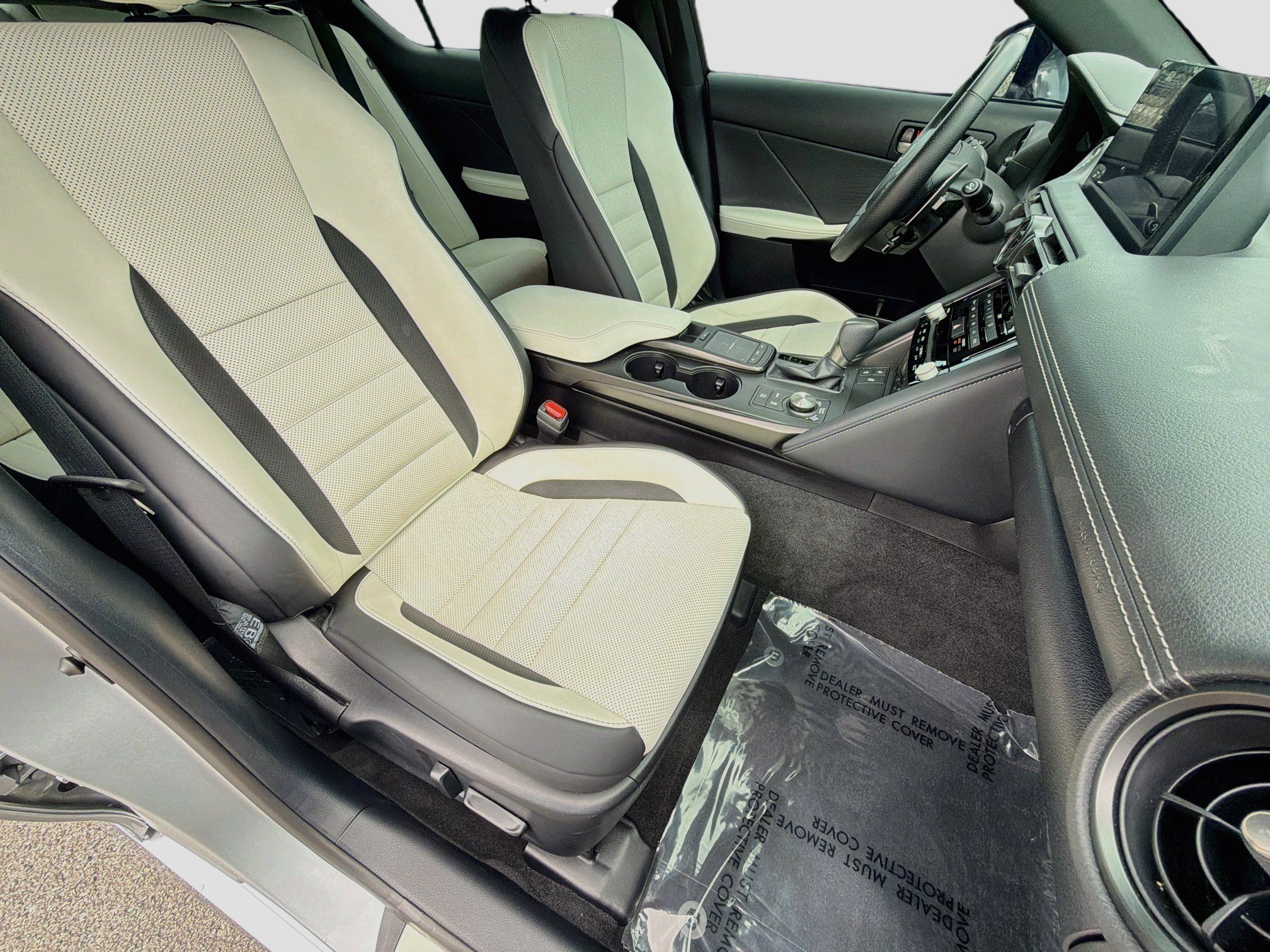Used 2025 Lexus IS 500 w/ Accessory Package 2 RWD image 12