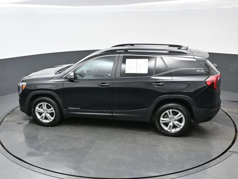 Used 2022 GMC Terrain SLE w/ Driver Convenience Package image 34