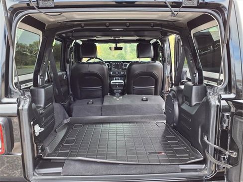 Used 2021 Jeep Wrangler Unlimited Sahara image 76