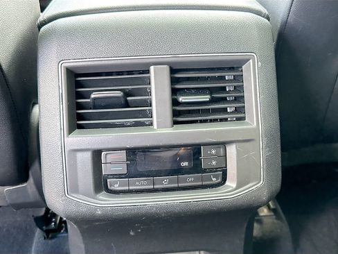 Used 2018 Volkswagen Atlas SEL Premium image 28