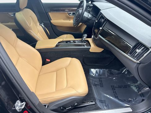 Used 2018 Volvo S90 T5 Momentum w/ Momentum Plus Package image 17