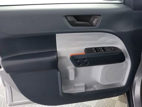 Used 2024 Ford Maverick XLT image 23