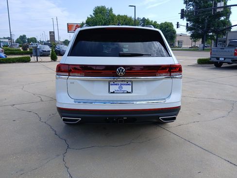 New 2026 Volkswagen Atlas SE FWD image 6