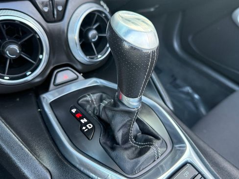 Used 2017 Chevrolet Camaro SS image 23