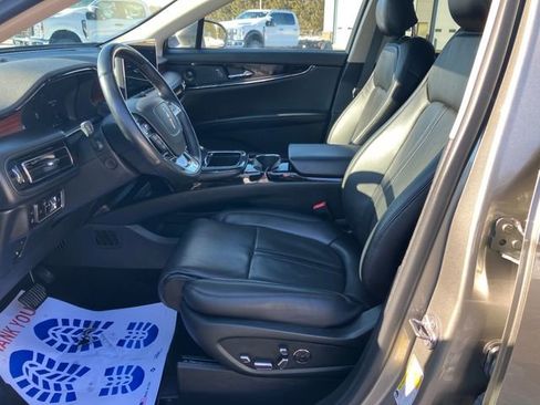 Used 2023 Lincoln Nautilus Reserve w/ Equipment Group 201A image 21