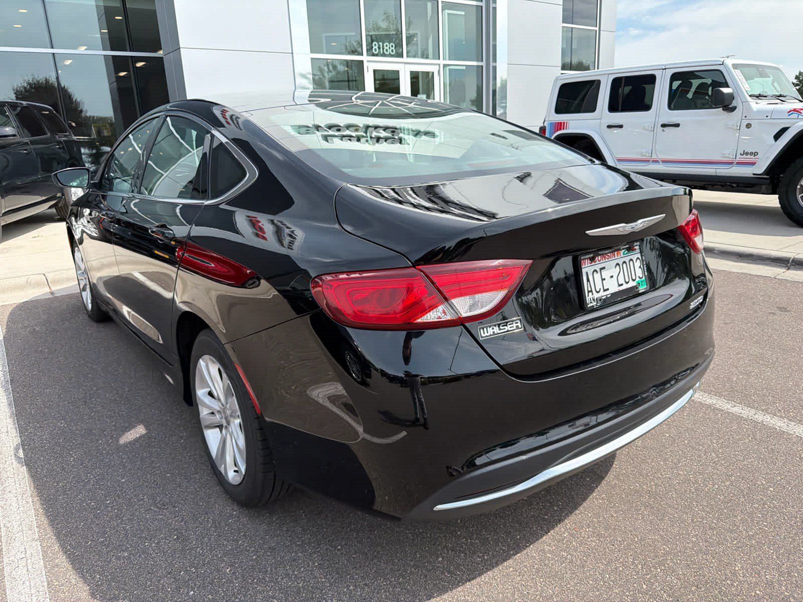 Used 2016 Chrysler 200 Limited FWD image 6