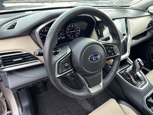 Used 2020 Subaru Outback Limited image 32