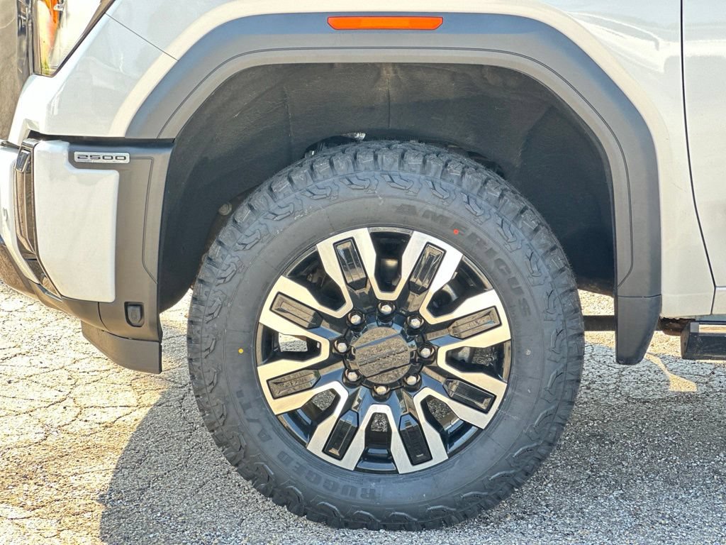 Used 2024 GMC Sierra 2500 Denali Ultimate w/ Max Trailering Package AWD/4WD image 35