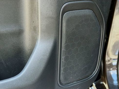 Used 2021 Chevrolet Silverado 1500 Custom image 23