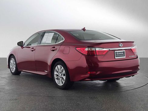 Used 2014 Lexus ES 300h w/ Luxury Package w/Bamboo Trim image 5