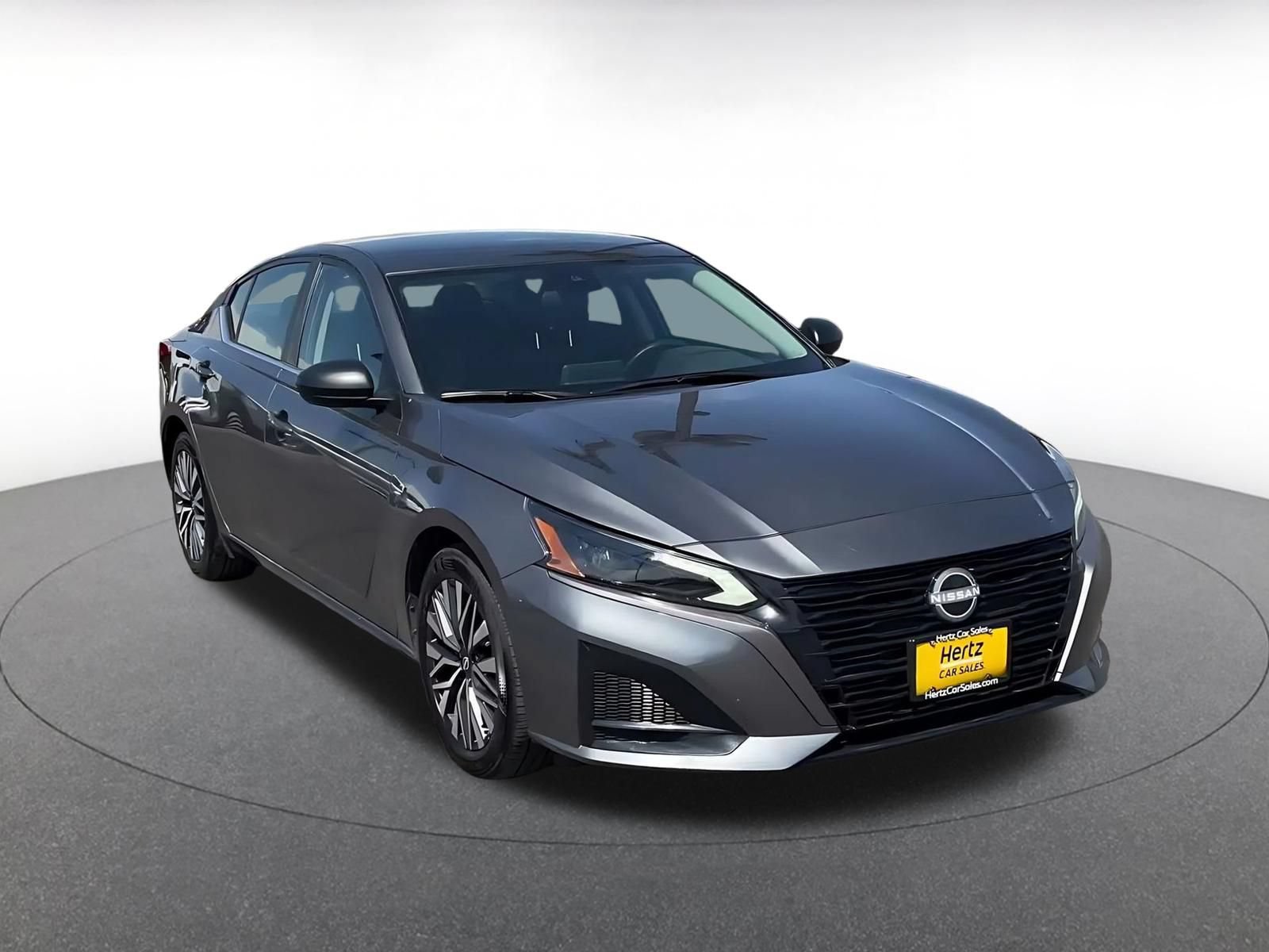 Used 2026 Nissan Altima 2.5 SV FWD image 3