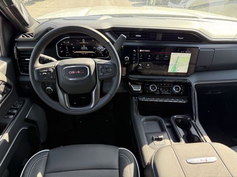 New 2026 GMC Sierra 2500 AT4X AWD/4WD image 11