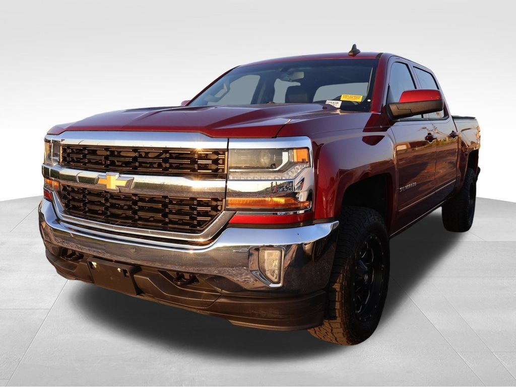 Used 2018 Chevrolet Silverado 1500 LT w/ All Star Edition AWD/4WD image 2