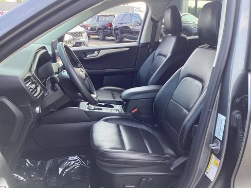 Used 2022 Ford Escape SEL w/ Technology Package AWD/4WD image 14