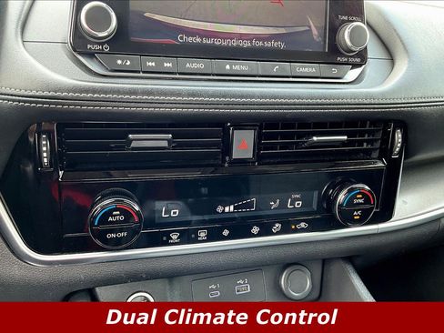 Certified 2022 Nissan Rogue SV AWD/4WD image 15