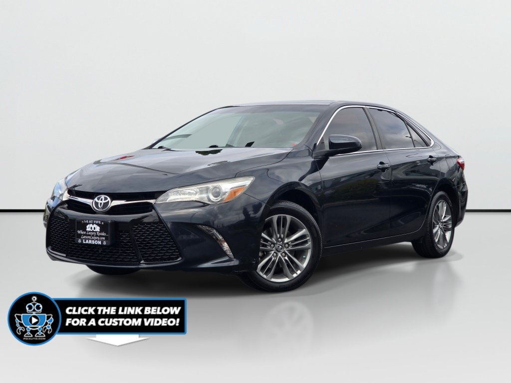 Used 2017 Toyota Camry SE FWD image 1