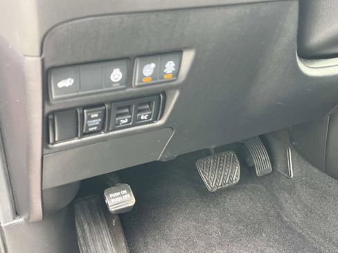 Used 2021 INFINITI QX80 Sensory w/ All-Season Package image 25