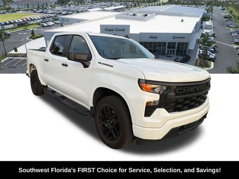 Used 2024 Chevrolet Silverado 1500 Custom w/ Turbomax Blackout Package image 2
