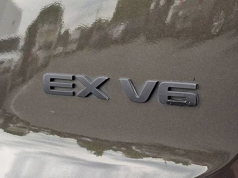 Used 2020 Kia Telluride EX w/ EX Premium Package AWD/4WD image 37
