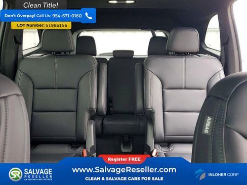 Used 2025 GMC Acadia Elevation w/ Elevation Premium Package FWD image 13