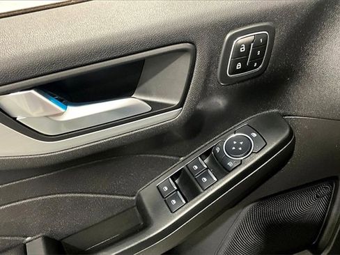 Used 2023 Ford Escape Platinum image 34