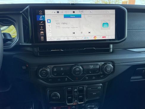 Used 2025 Jeep Wrangler Unlimited Rubicon 4xe w/ Safety Group image 20