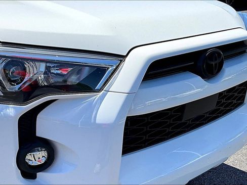 Used 2023 Toyota 4Runner SR5 RWD image 32