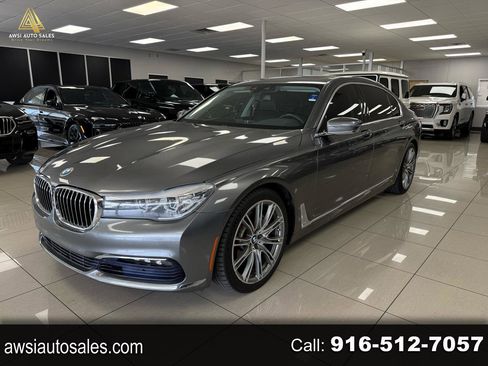 Used 2016 BMW 740i image 1